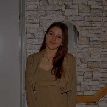 Babysitter Nogent-sur-Oise: Lola