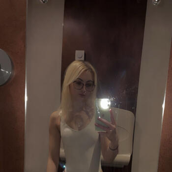 Babysitter in Kings Lynn: Em