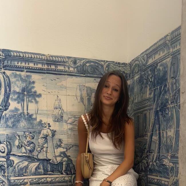 Babysitter in Ghent: Hannah