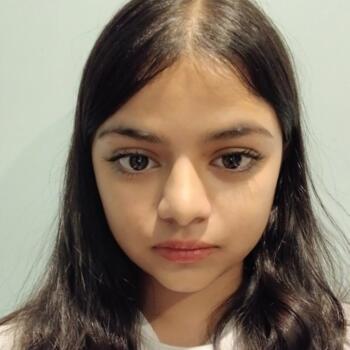 Babysitter in Cork: Pronnima