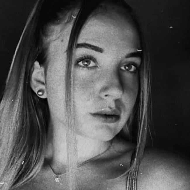 Amadora のベビーシッター: Diana