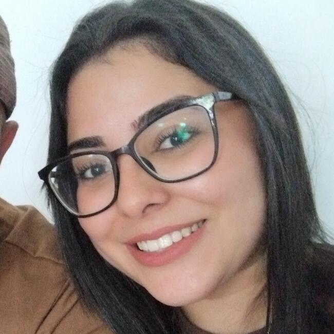 Emprego de babá em São Francisco do Sul: Hádria
