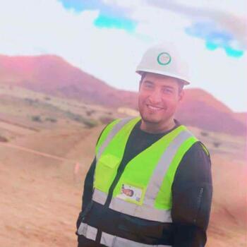 وظيفة جليسة أطفال في الوجه: وظيفة جليسة أطفال Nagy