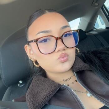 Babysitter Revere: Liorah