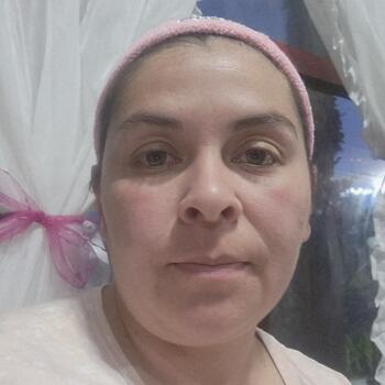 Babysitter in Port Montt: Lucia