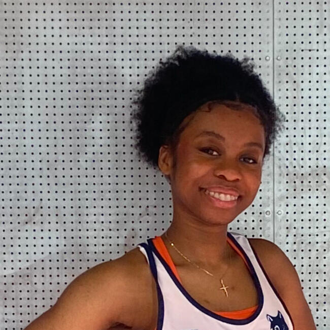 Babysitter in Uccle: Hélène