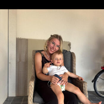 Babysitter in Wormhout: Manon