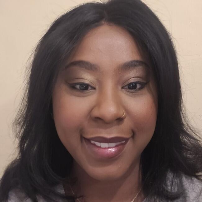 Babysitter in Bordeaux: Franciscula