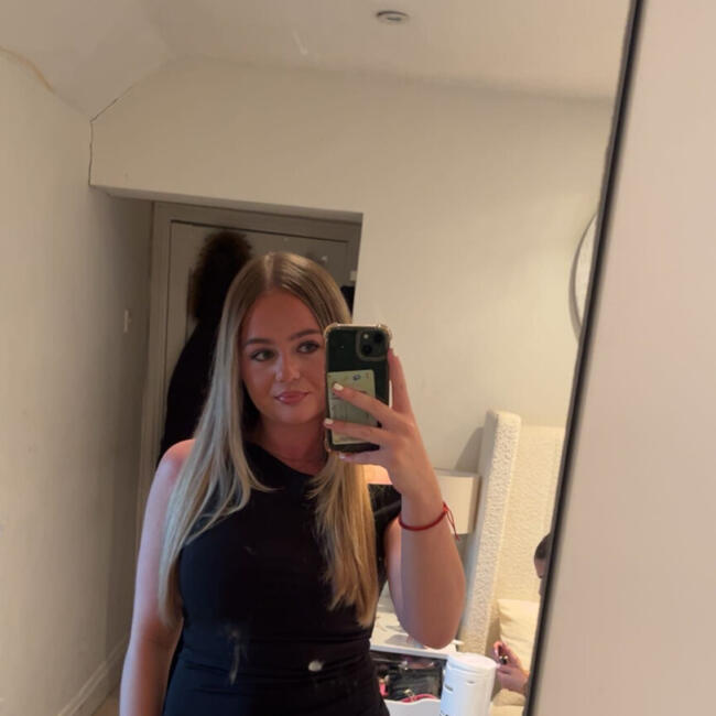 Babysitter in Grays: Madison