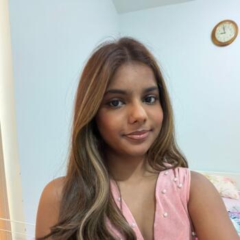 جليسة أطفال في أبوظبي: Kyra Luzia