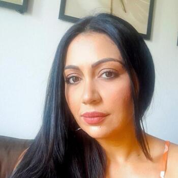 Babysitter in London: Paty