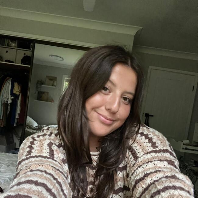 Babysitter in Central Coast: Beth