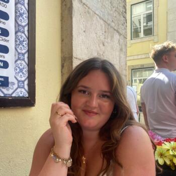 Babysitter in Mühlheim am Main: Julia