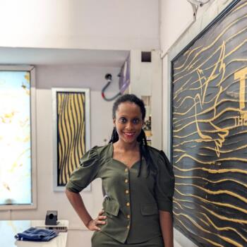 बेबीसिटर बंगलौर: Sarah