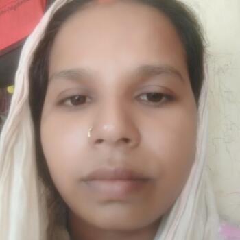 Babysitter in Rāmnagar (Bāra Banki): Ayushi lodhi