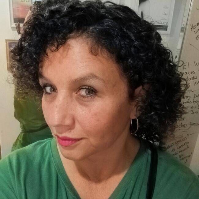Babysitter in Santiago: Angela Maria Díaz