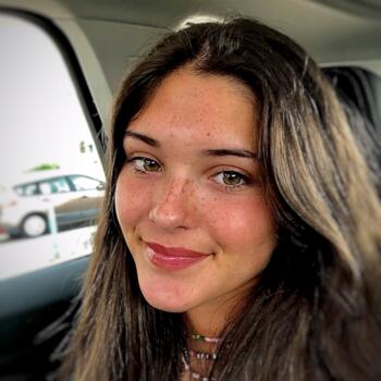 Babysitter in Nantes: Agathe