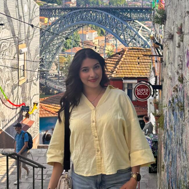 Babysitter em Paços de Ferreira: Diana