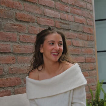 Niñera en Florencia: Antonia