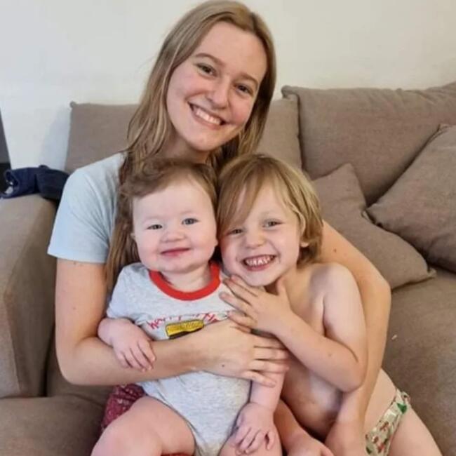 Babysitter in Ballarat: Juliette