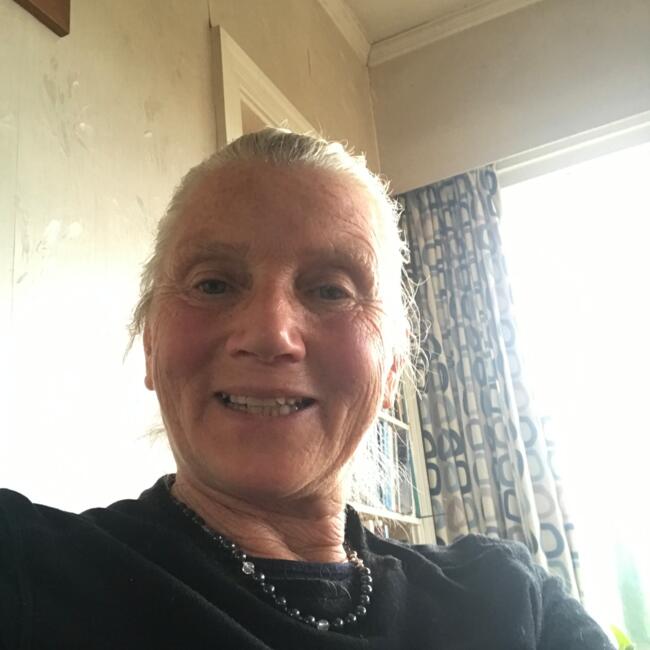 Babysitter in Christchurch: Elspeth