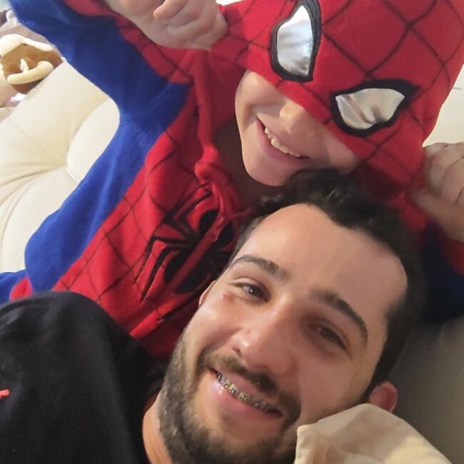 Emprego de babá em Joinville: Rafael