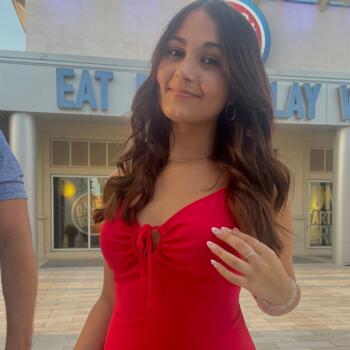 Babysitter in Cape Coral: Melanie