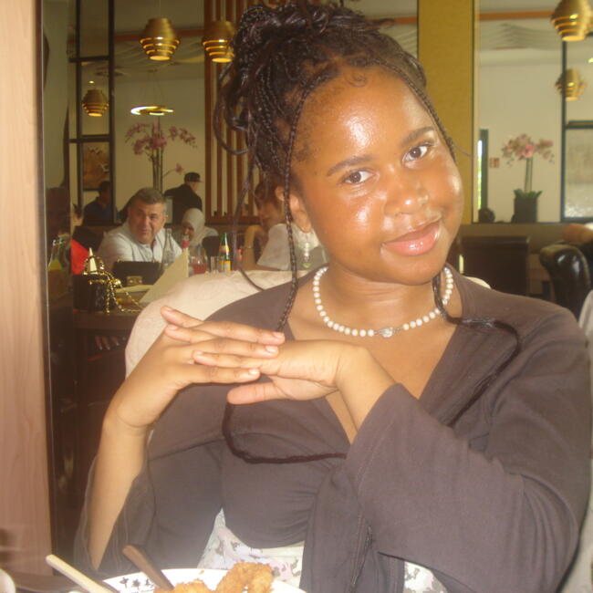 Oppas in Tilburg: Uju