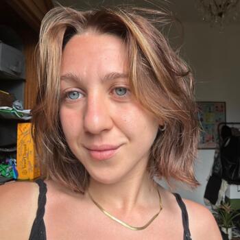 Babysitter in Melbourne: Isabella