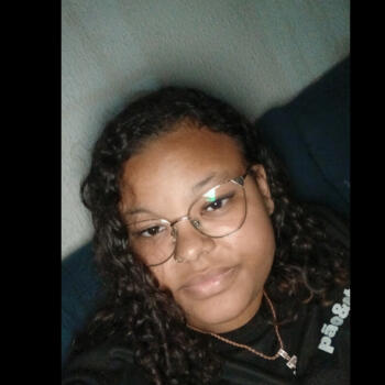 Babá em São Gonçalo (São Gonçalo): Jully