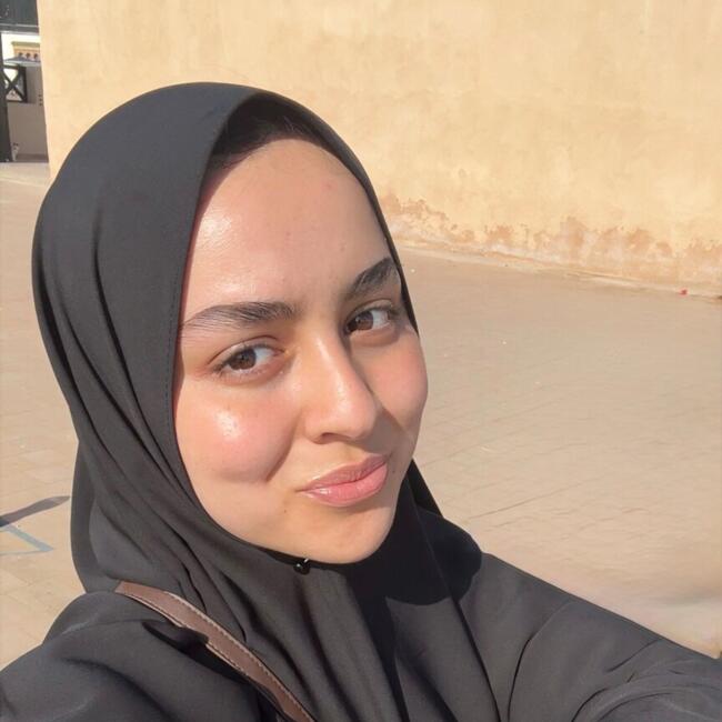 Oppas in Amsterdam: Khadija