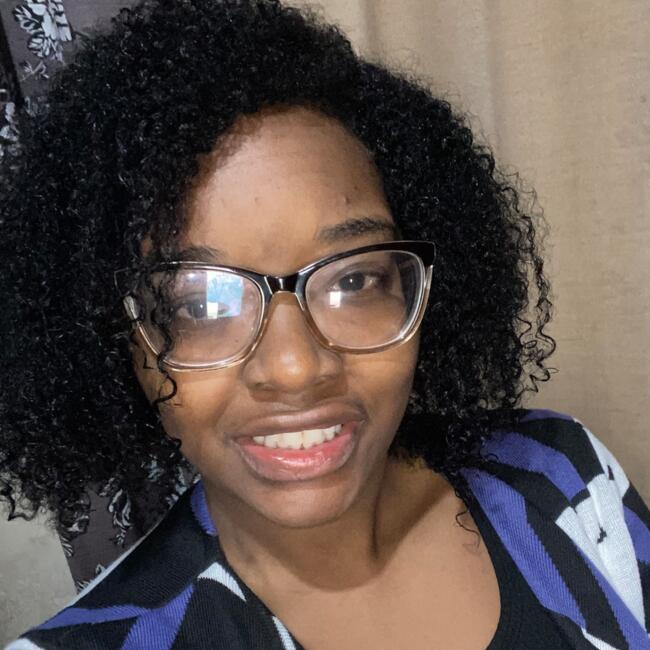 Babysitter in Itatiba: Joyce