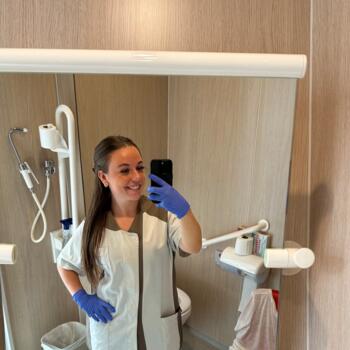 Babysitter in Éghezée: Elodie