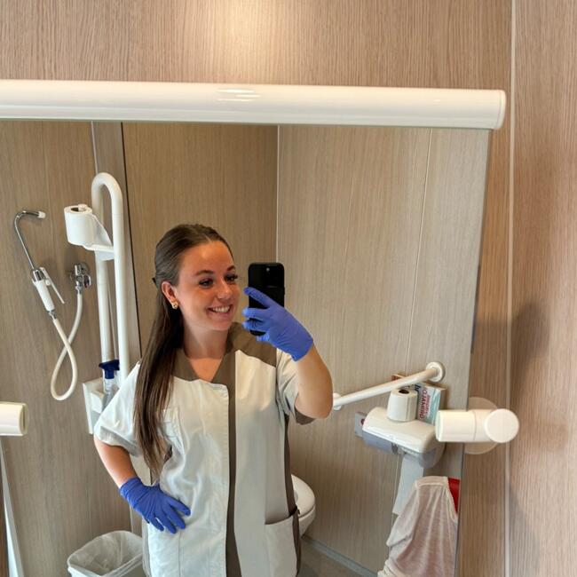 Babysitter in Éghezée: Elodie