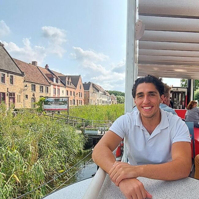 Babysitter in Quaregnon: Titziano