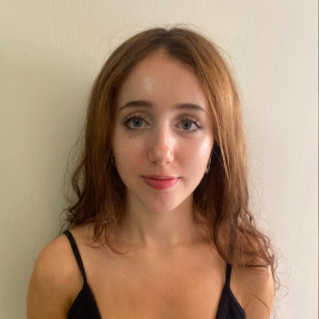 Babysitter in Melbourne: Allegra