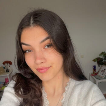 Nanny in Barenton: Léa