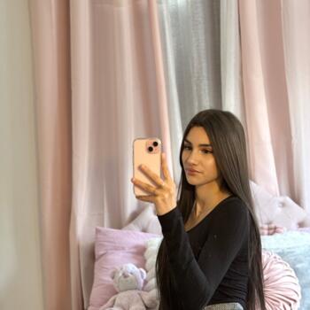 Nanny in Annecy: Cassandra