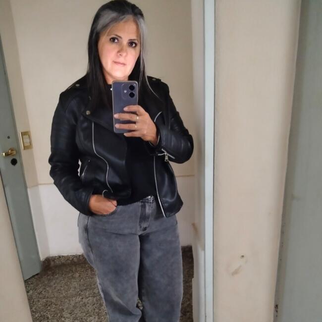 Babysitter in Plaza Huincul: Cynthia