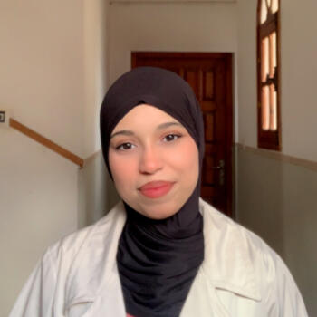 Babysitter in Cheraga: Amina