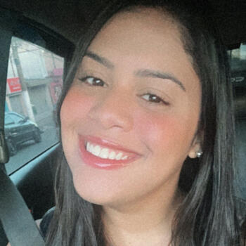 Babysitter in Porto: Daniela