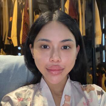 Singapore Island的临时保姆工作: 临时保姆工作 Poh