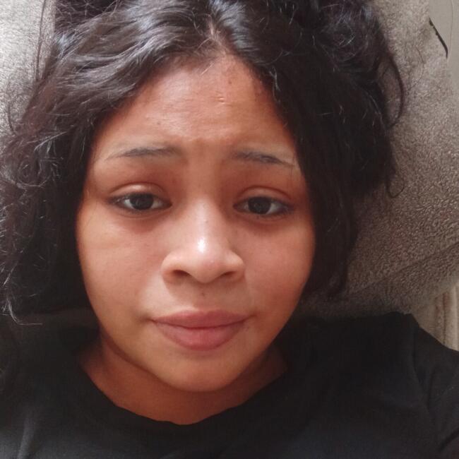 Babysitter in Palhoça: Esmeralda