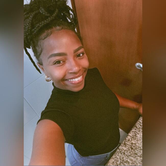 Babá em Salvador: Fernanda