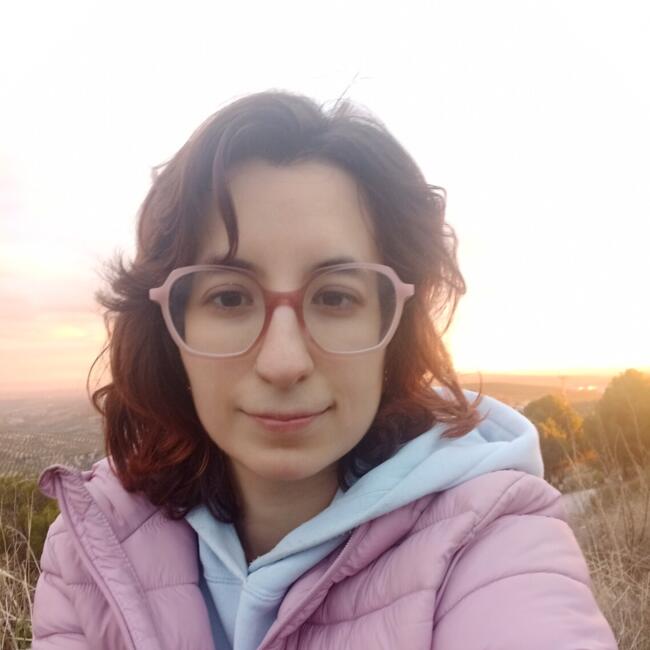 Niñera en Torre del Campo: María