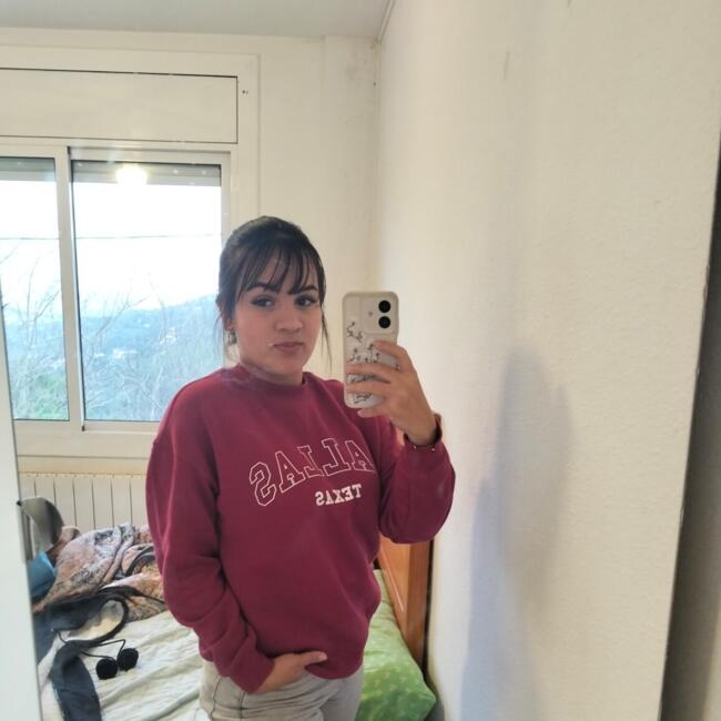 Babysitter in Corbera de Llobregat: Samira