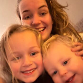 Oppaswerk in Emmen: oppasadres Anneloes