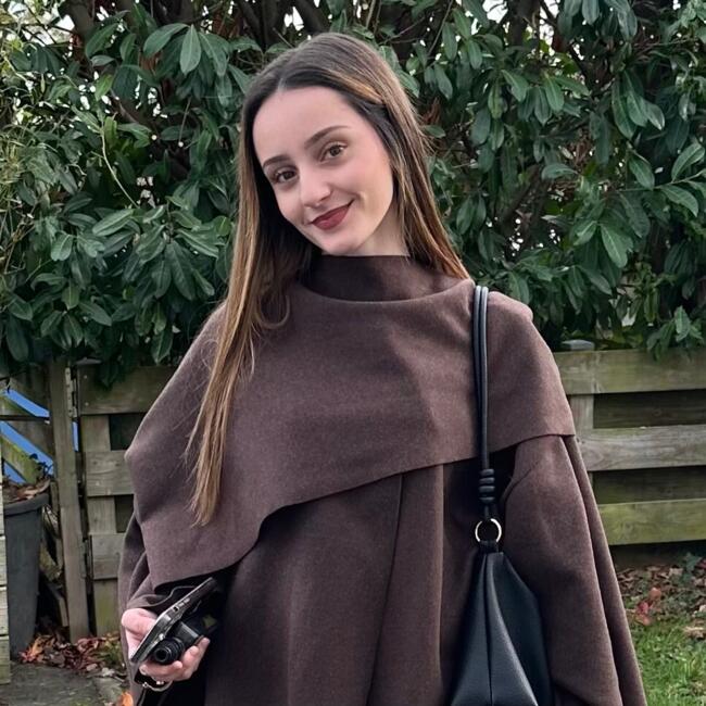 Babysitter in Bretteville-le-Rabet: Romane