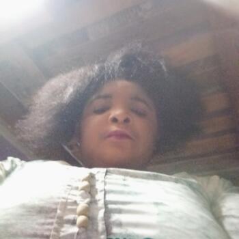 Babysitter in Abidjan: Samantha Yasmine