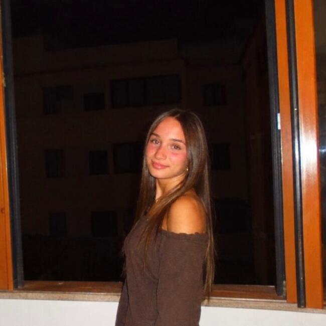 Babysitter in Loures: Lara
